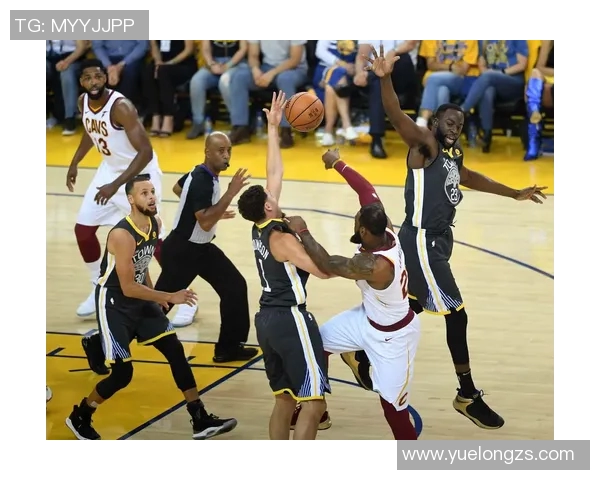 2017年NBA总决赛经典回顾骑士对勇士的精彩对决录像分析